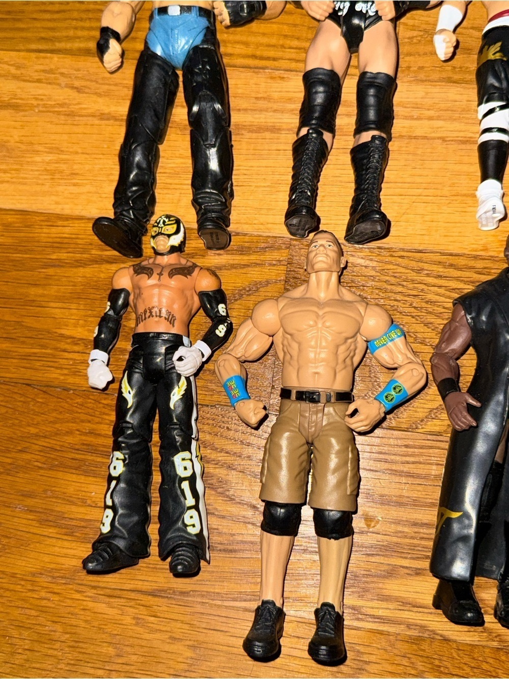 Lot Of 7 WWE Wrestling Figures - Picture 5 of 5